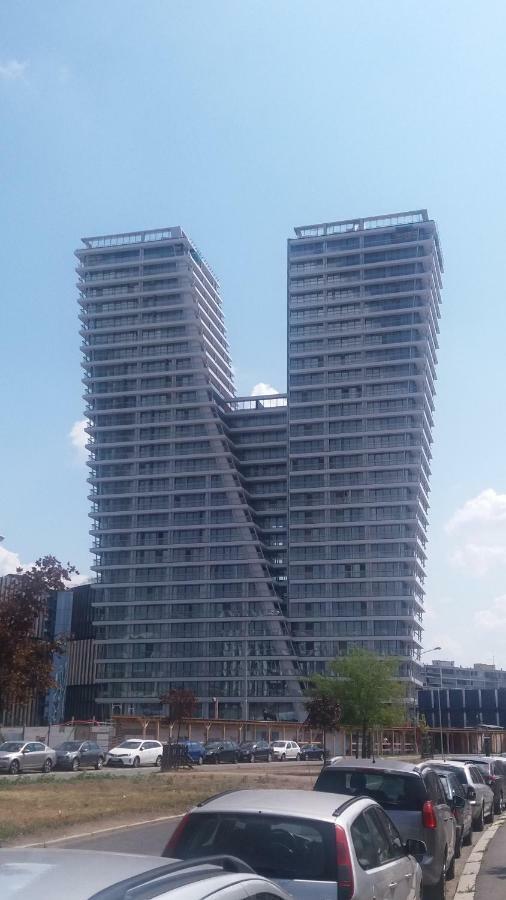 H+ Apartman Letiste Praha Apartment ภายนอก รูปภาพ